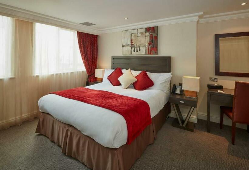 سوییت, The Royal Horseguards Hotel, London