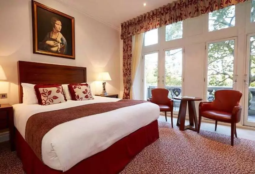 Deluxe Room, The Royal Horseguards Hotel, London