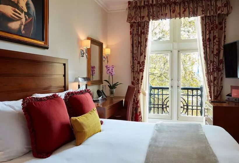 Deluxe Room Garden View, The Royal Horseguards Hotel, London