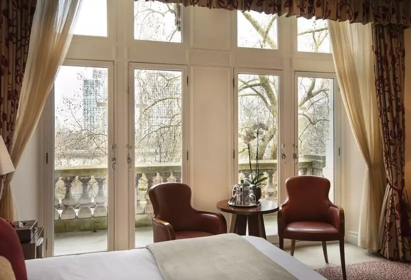 Deluxe Room Garden View, The Royal Horseguards Hotel, London