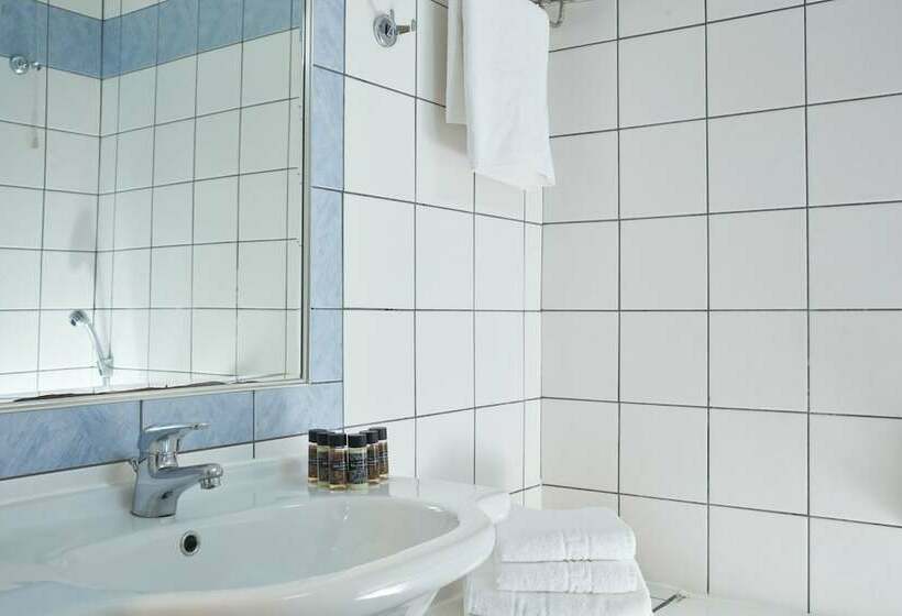 غرفة كومفورت, Candia