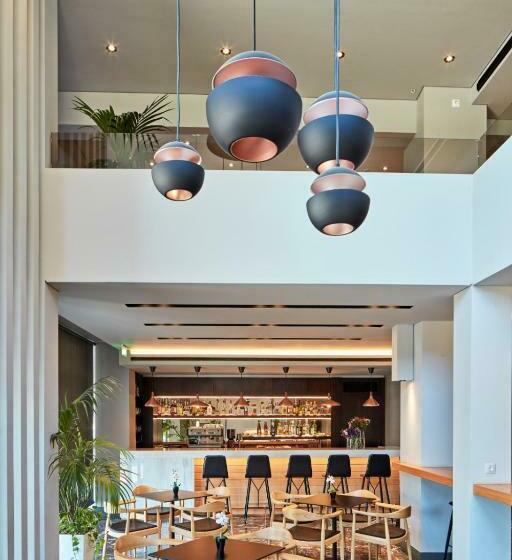 غرفة سوبيريور مطلة على المدينة, Candia