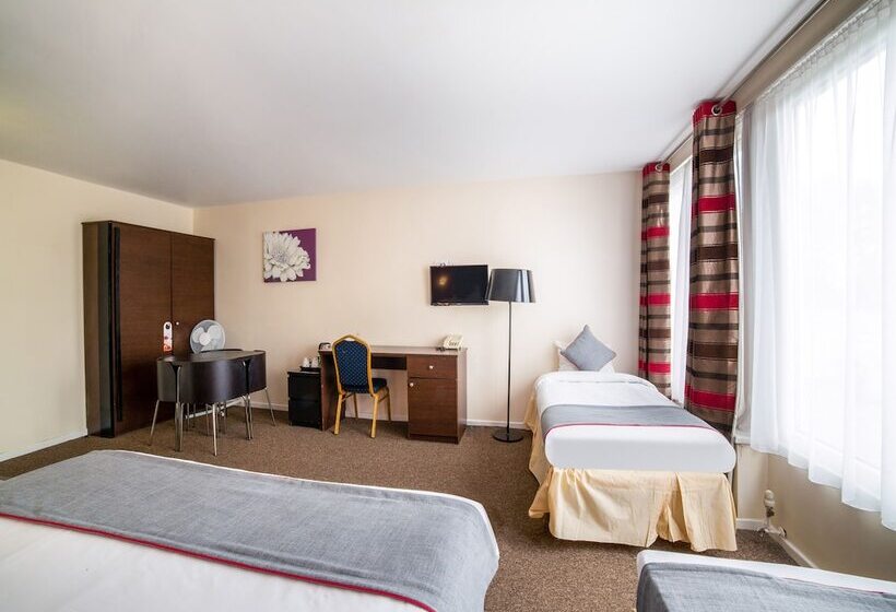 Quarto Quádruplo Standard, The Chiltern