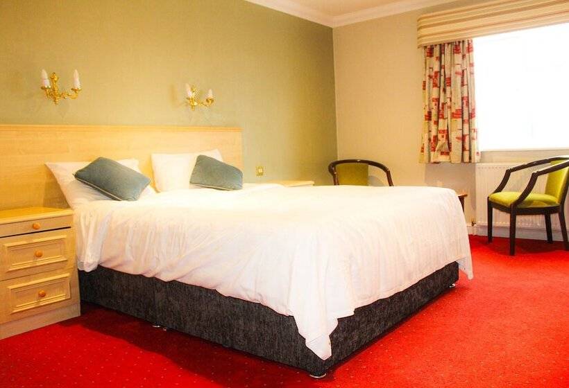 غرفة ديلوكس, Consort