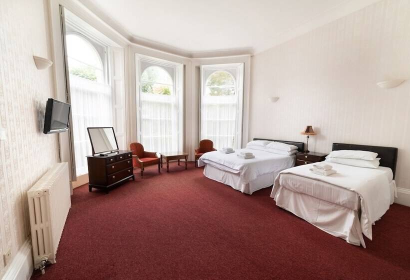 اتاق سوپریور, Devonshire