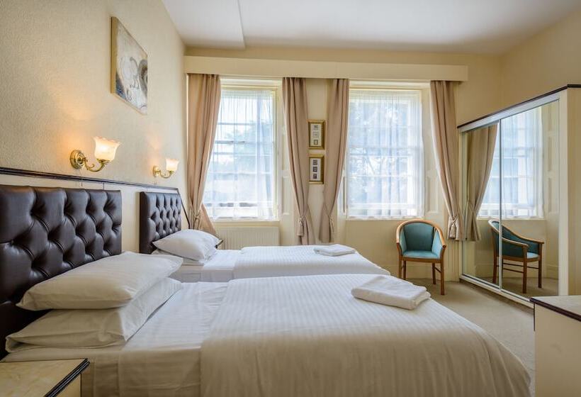 اتاق سوپریور, Devonshire