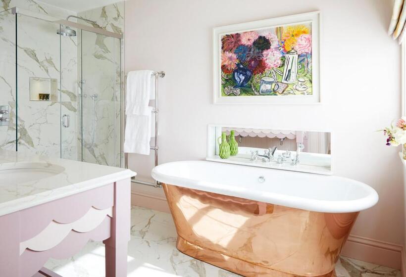 غرفة قياسية, The Grosvenor Stockbridge