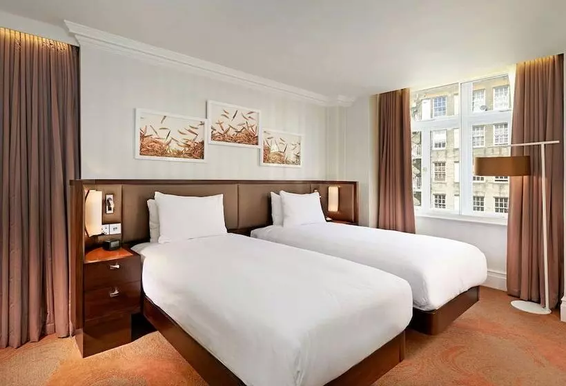 デラックスルーム, Hilton London Hyde Park
