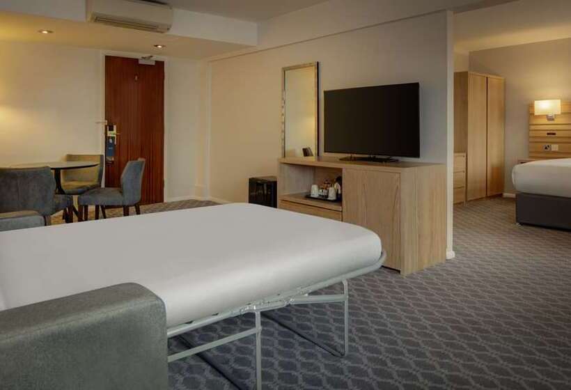 Люкс Кровать Кинг, Hilton London Watford