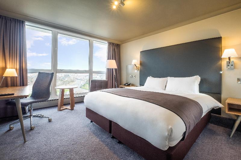 带大床的行政房间, Holiday Inn Southampton, An Ihg