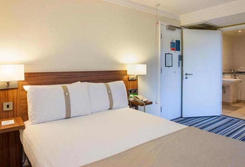 اتاق استاندارد برای معلولان, Holiday Inn Swindon, An Ihg