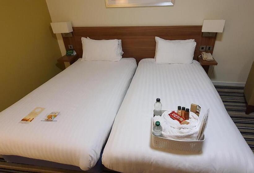 اتاق پرمیوم, Holiday Inn Swindon, An Ihg