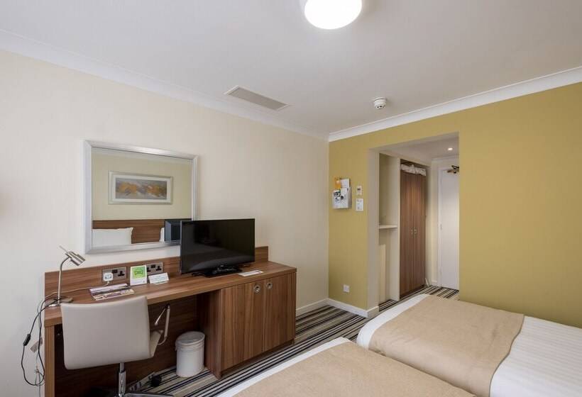 プレミアムルーム, Holiday Inn Swindon, An Ihg