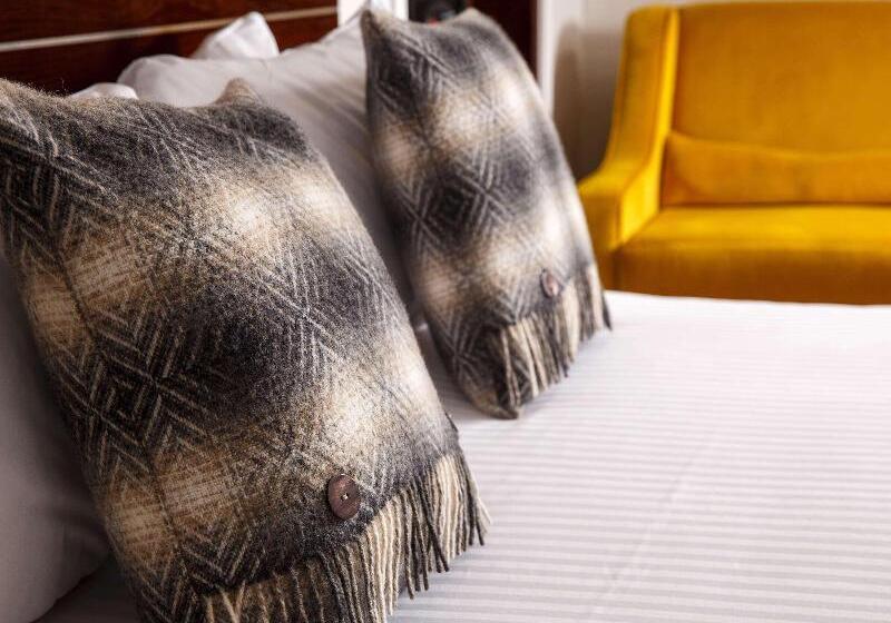 Классический Номер, Mercure Ayr