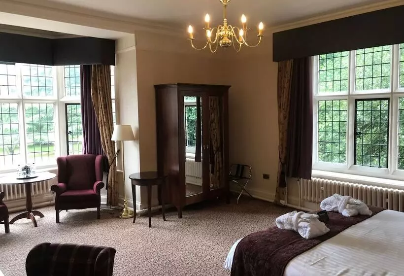 Talo 1 Makuuhuone, Redworth Hall Hotel  Part Of The Cairn Collection