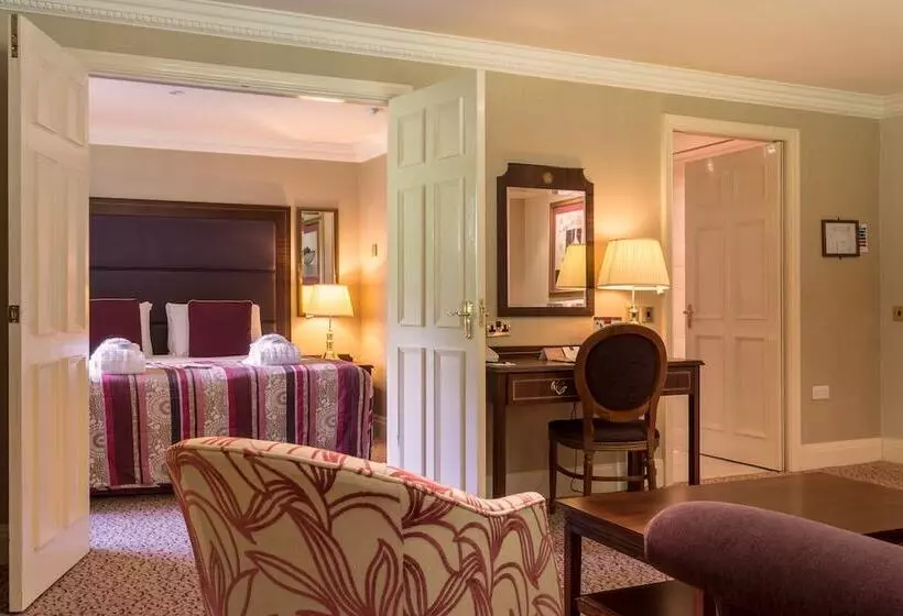 スイート, Redworth Hall Hotel  Part Of The Cairn Collection