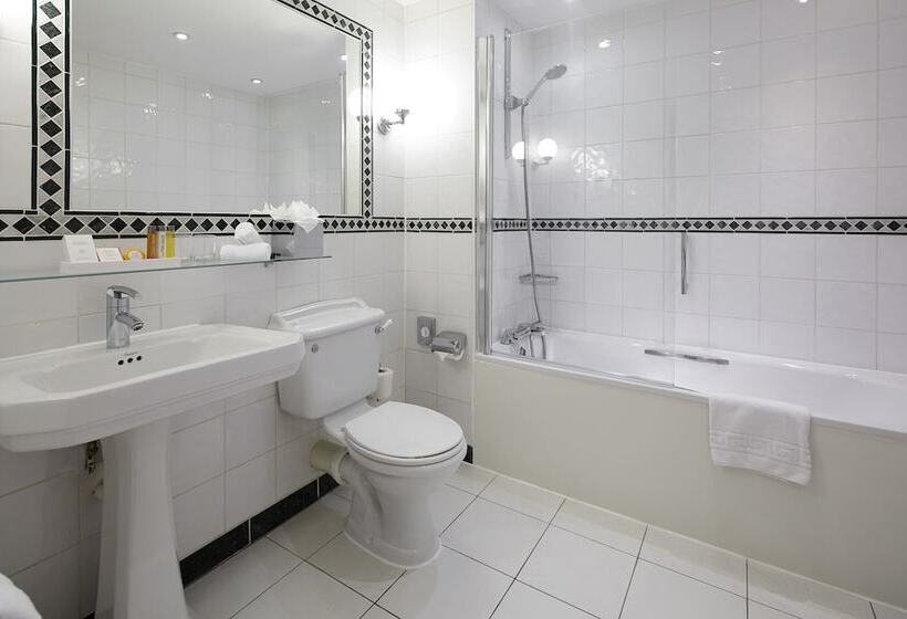 スタンダードルーム, Sir Christopher Wren