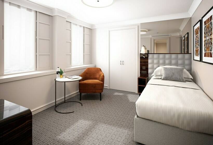 スーペリアシングルルーム, Strand Palace