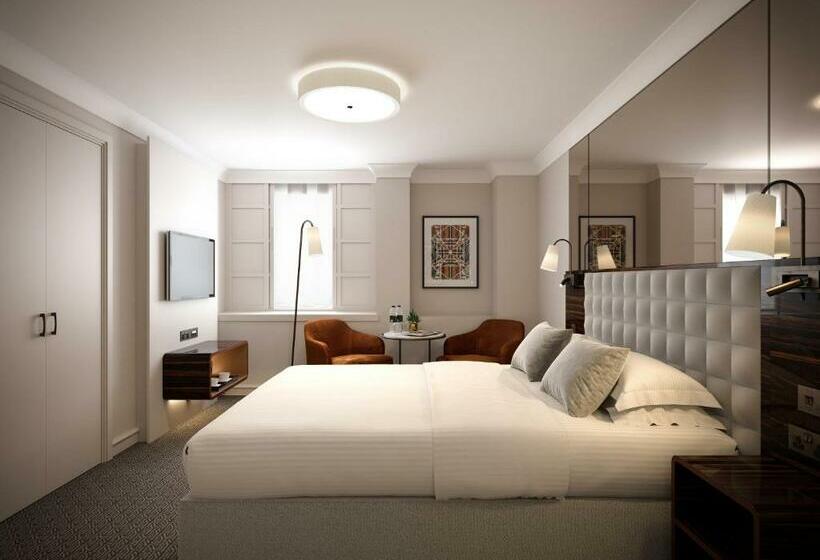 수피리어 룸, Strand Palace