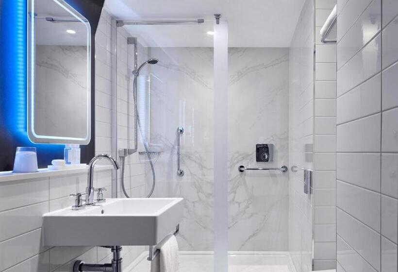 スーペリアシングルルーム, Strand Palace