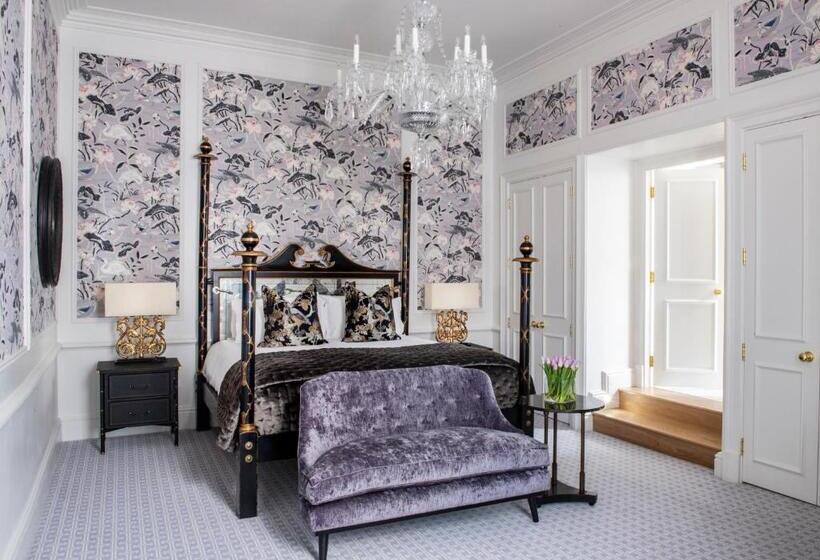 套房, The Kensington