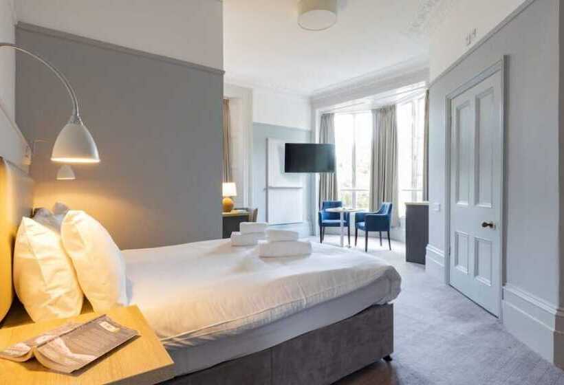 高级大房间, The Valley Of Rocks