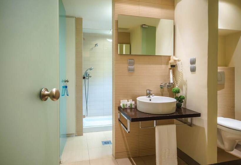 سوییت جونیور, Capsis Hotel Thessaloniki