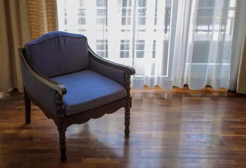 اتاق لوکس با تخت بزرگ, Conquistador Hotel & Conference Center