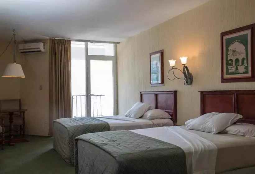 اتاق استاندارد, Conquistador Hotel & Conference Center