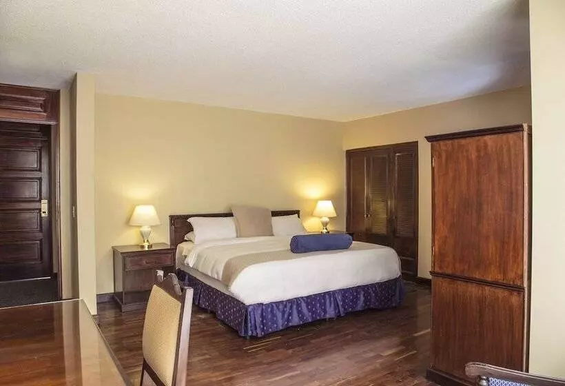 اتاق سوپریور, Conquistador Hotel & Conference Center