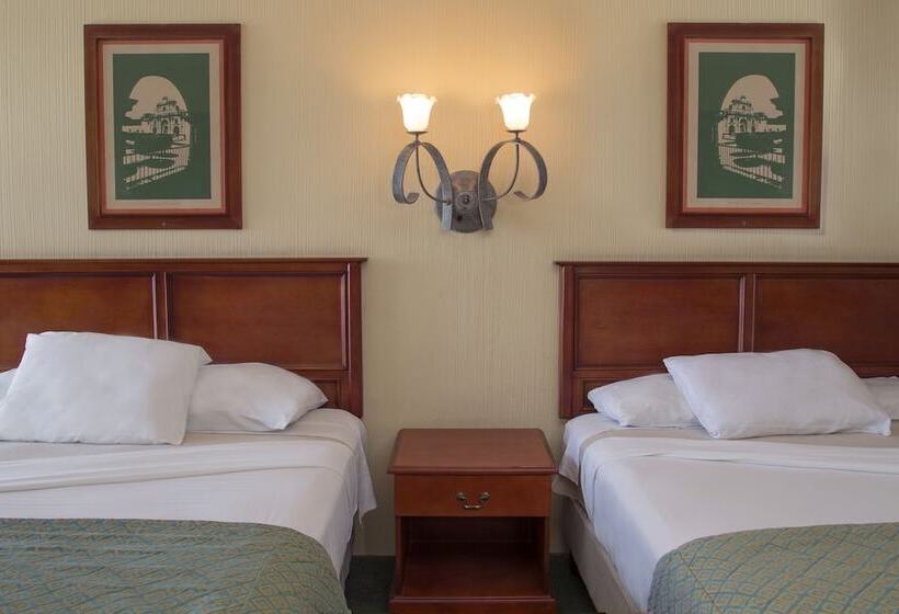 اتاق استاندارد, Conquistador Hotel & Conference Center