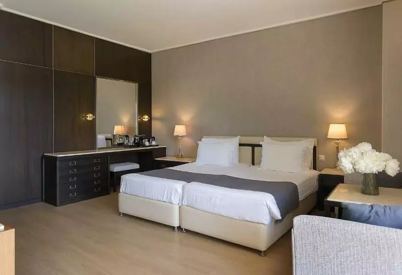 スイート, Corfu Holiday Palace
