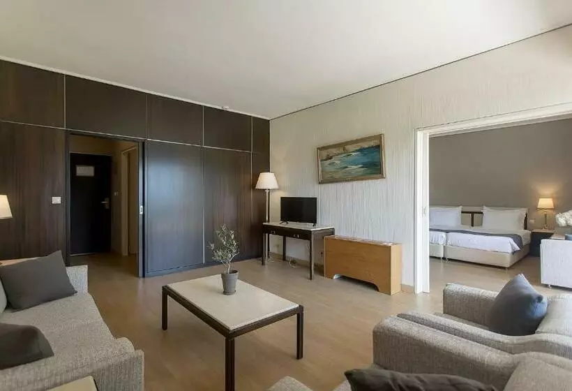 スイート, Corfu Holiday Palace