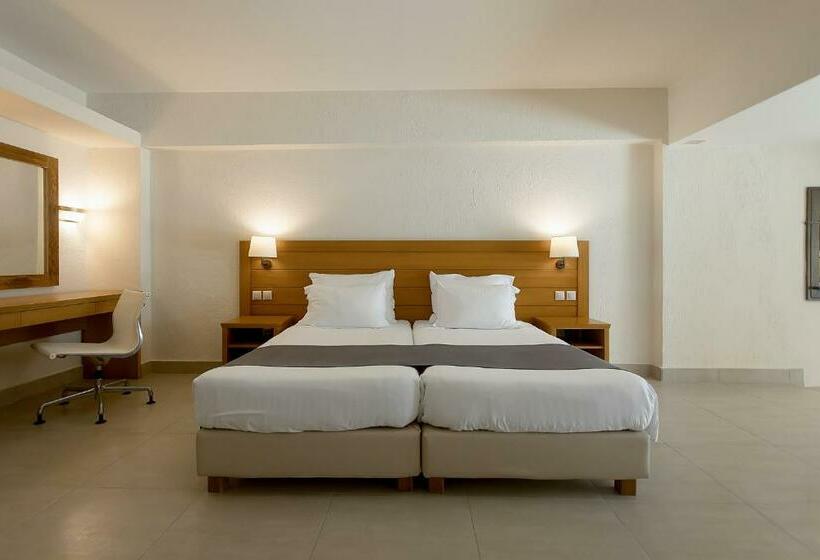 Люкс, Corfu Holiday Palace