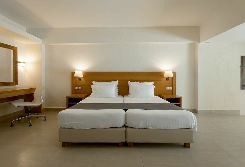 Люкс, Corfu Holiday Palace