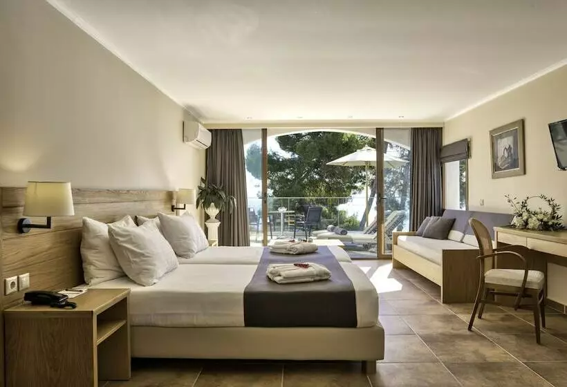 スタンダードルーム, Corfu Holiday Palace
