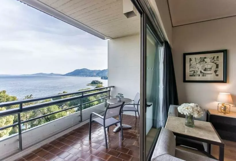 オーシャンビュースーペリアールーム, Corfu Holiday Palace
