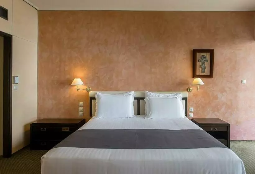 オーシャンビュースイート, Corfu Holiday Palace