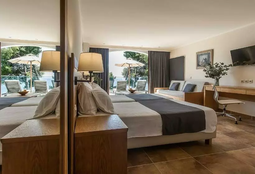 デラックスバンガロー, Corfu Holiday Palace