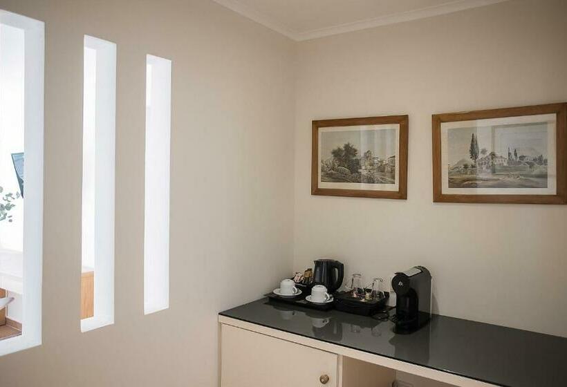 豪华洋房, Corfu Holiday Palace