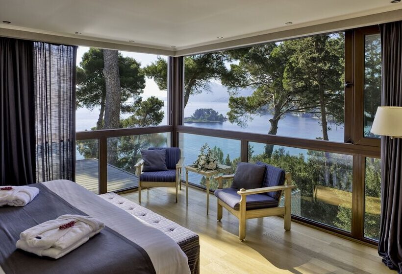 Superior room with lake view, Corfu Holiday Palace