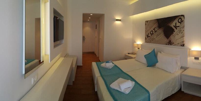 スタンダードシングルルーム, More Meni Cosmopolitan