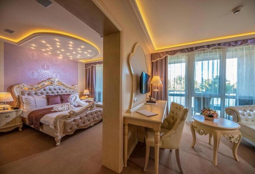 סוויטה, Délibáb