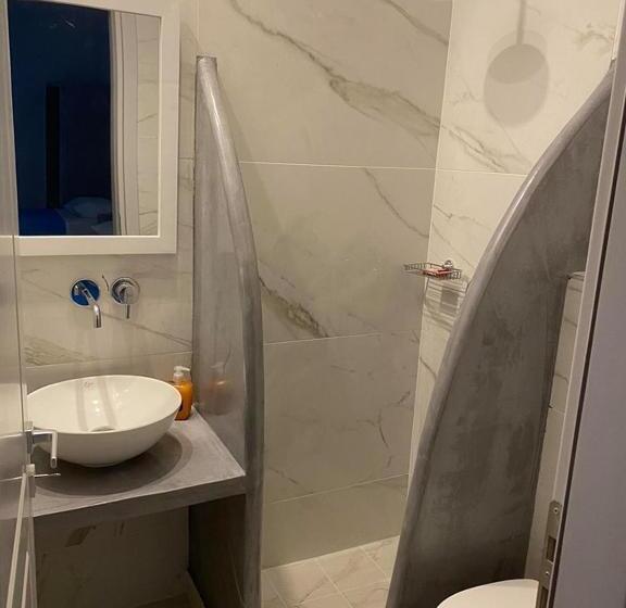 Deluxe Driepersoonskamer, Hellas