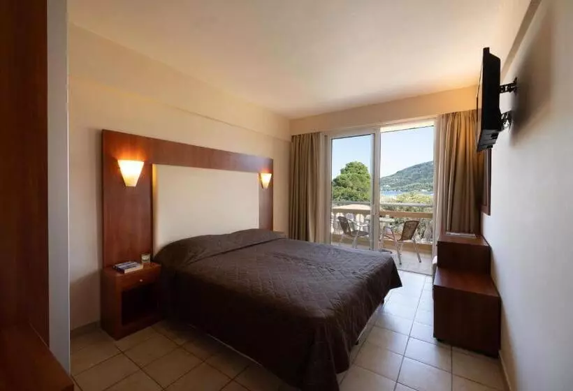 Camera Standard Vista Mare, Canvas By Mitsis Messonghi