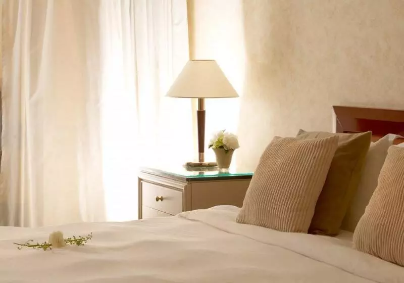 اتاق استاندارد با چشم‌انداز باغ, Abav2 Suites By Rodos Palace