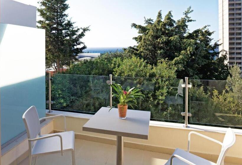 בקתה סטנדרטית, Rodos Palace