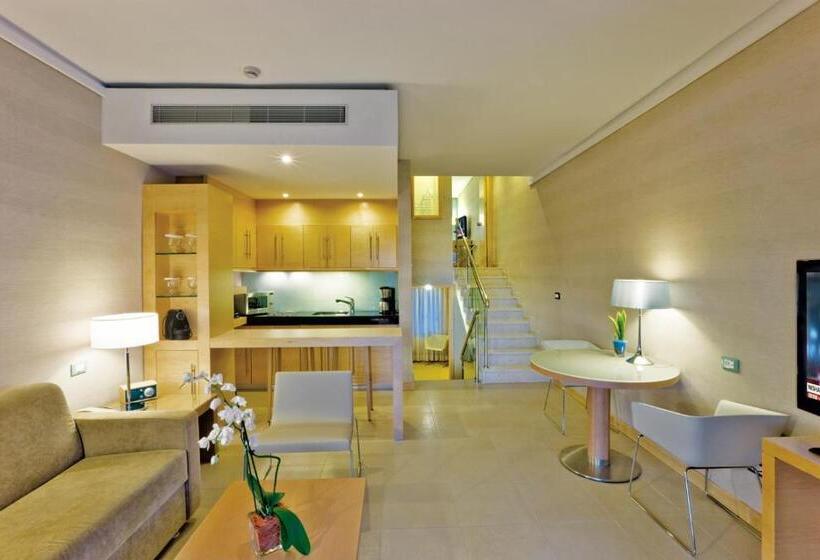 בקתה סטנדרטית, Rodos Palace