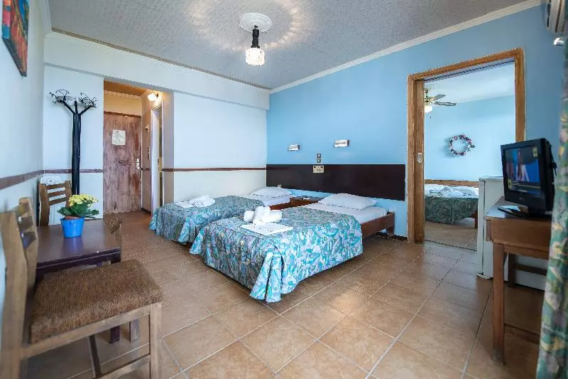 Chambre Familiale Vue Mer, Sun