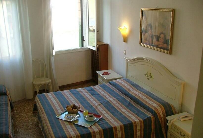 标准三人间, Airone